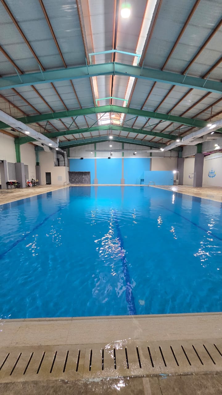Swimming lanes in the Sanawbara indoor pool